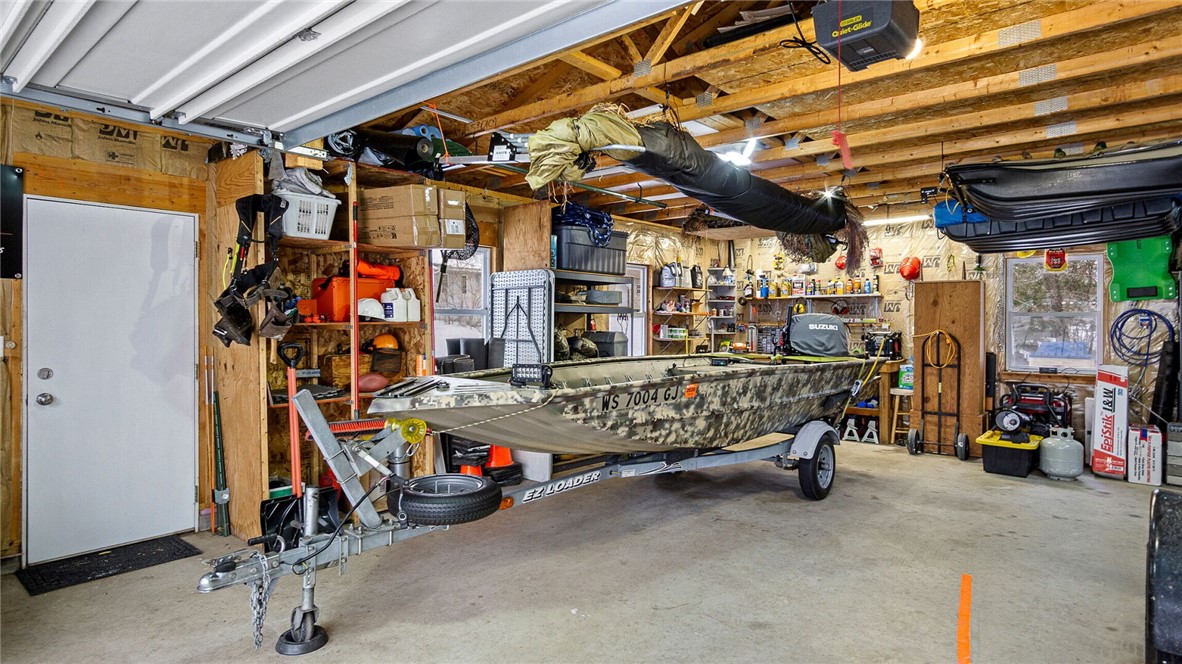 1409-Platt-Eau-Claire-WI-54703-8