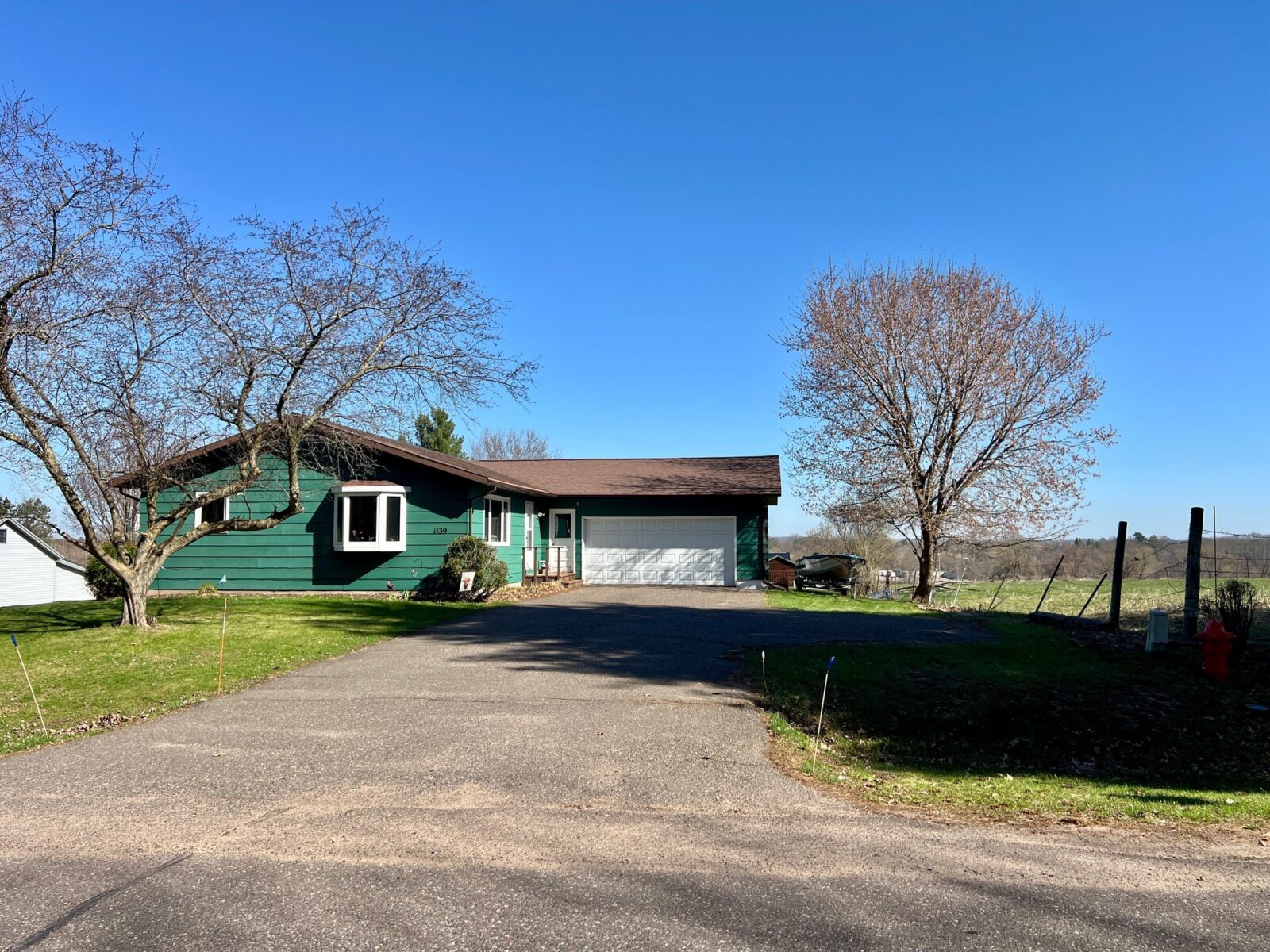 1439 E Maple Avenue, Barron, WI — photo 2