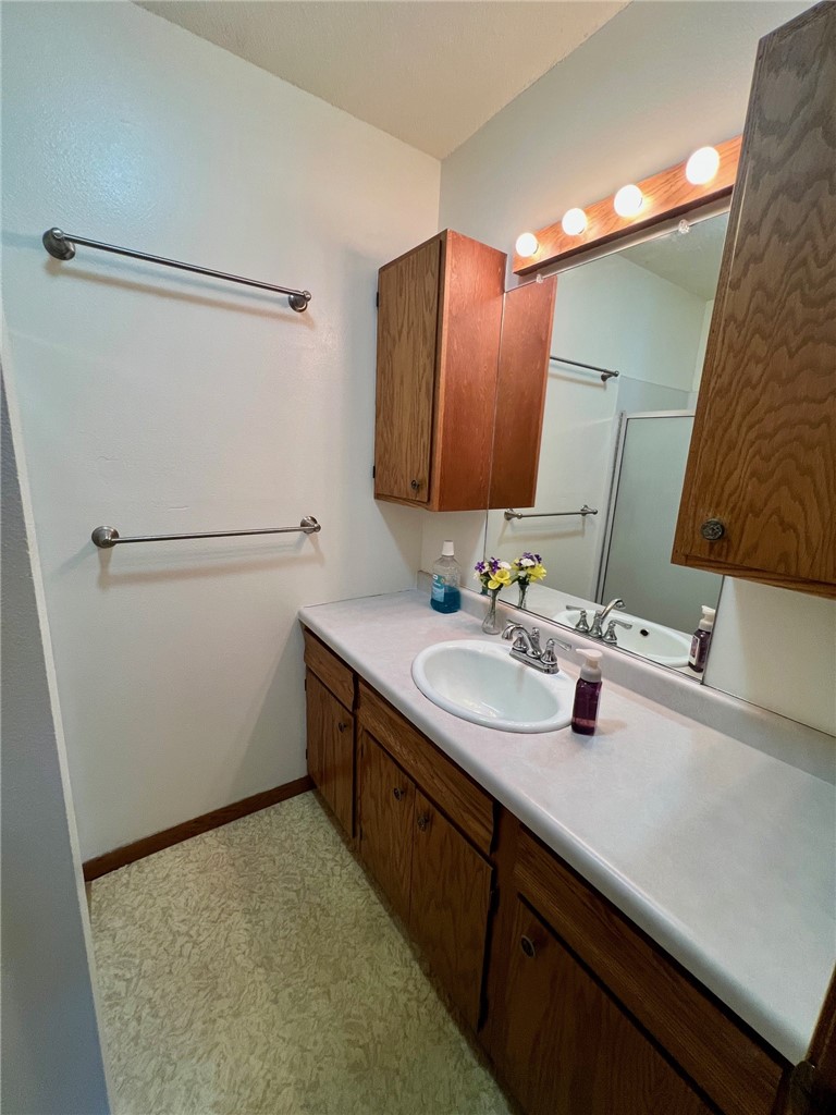 1439 E Maple Avenue, Barron, WI — photo 23