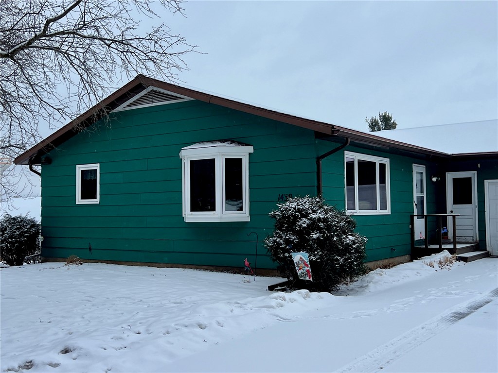 1439 E Maple Avenue, Barron, WI — photo 6