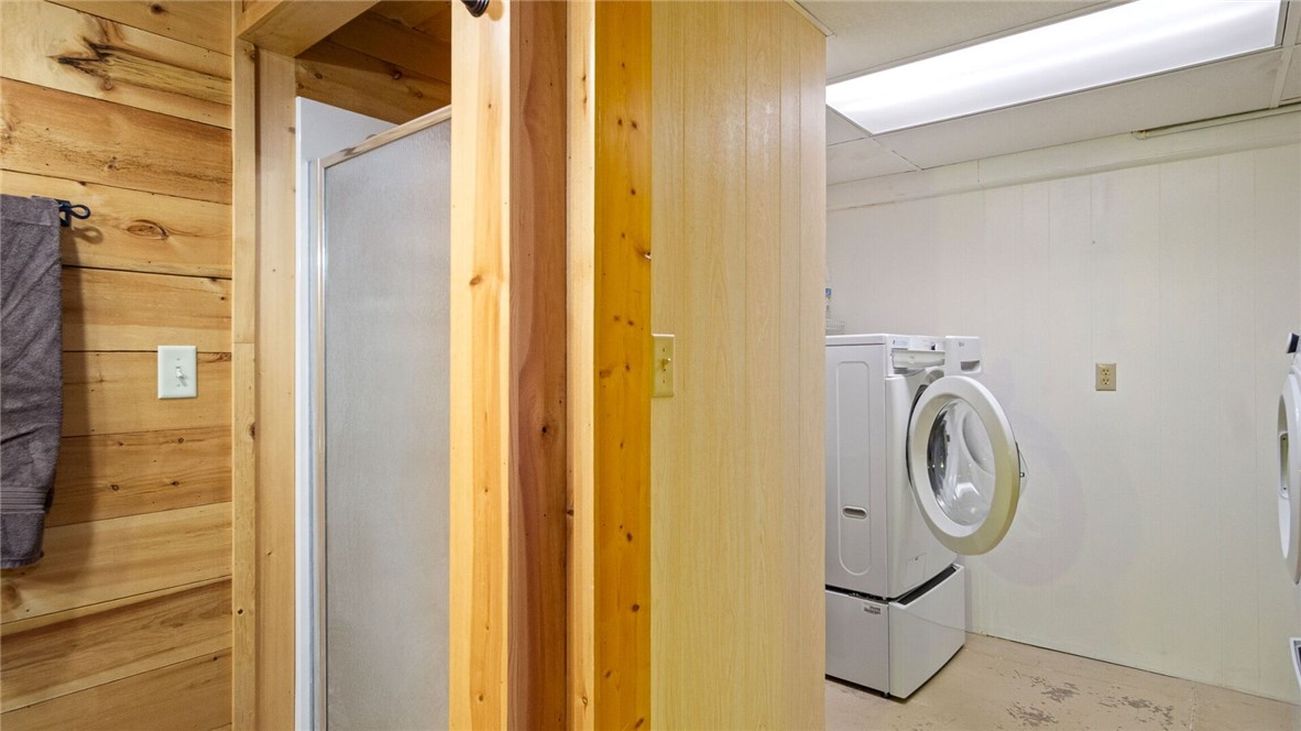 1505-Woodland-Eau-Claire-WI-54701-9