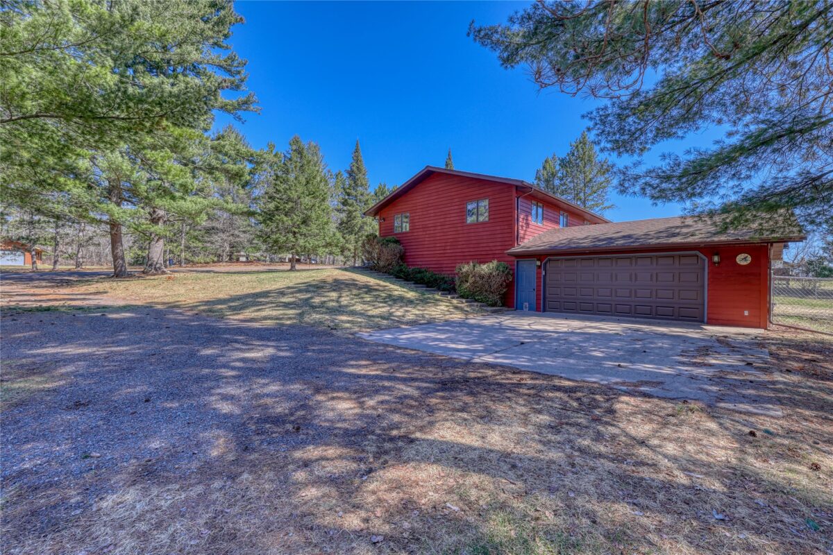 16059 W West Lane, Hayward, WI — photo 4