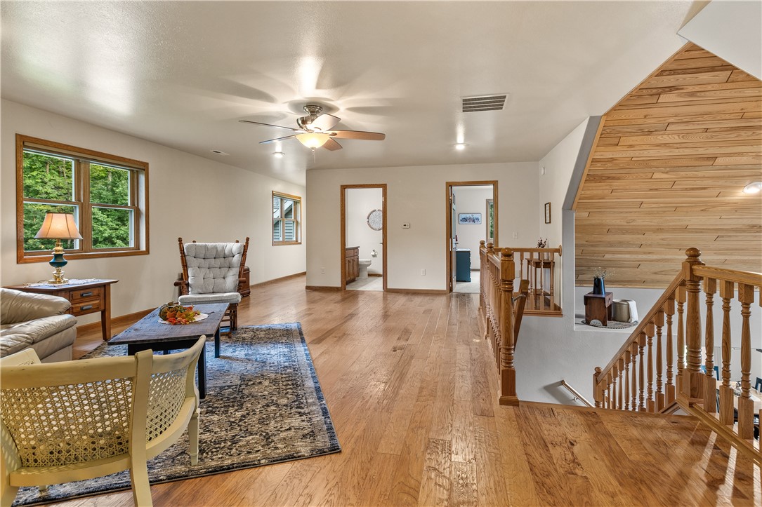 16122-361st-Stanley-WI-54768-1