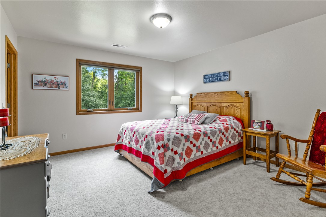 16122-361st-Stanley-WI-54768-2