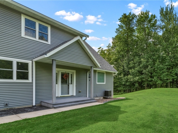 Residentialhouse for sale picture with an address of  16122 361st Street in Stanley and a list price of 1150000