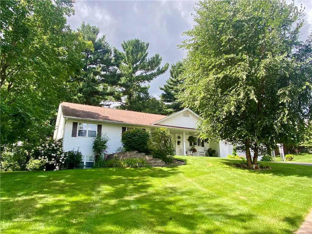 1628-Old-English-Altoona-WI-54720-7