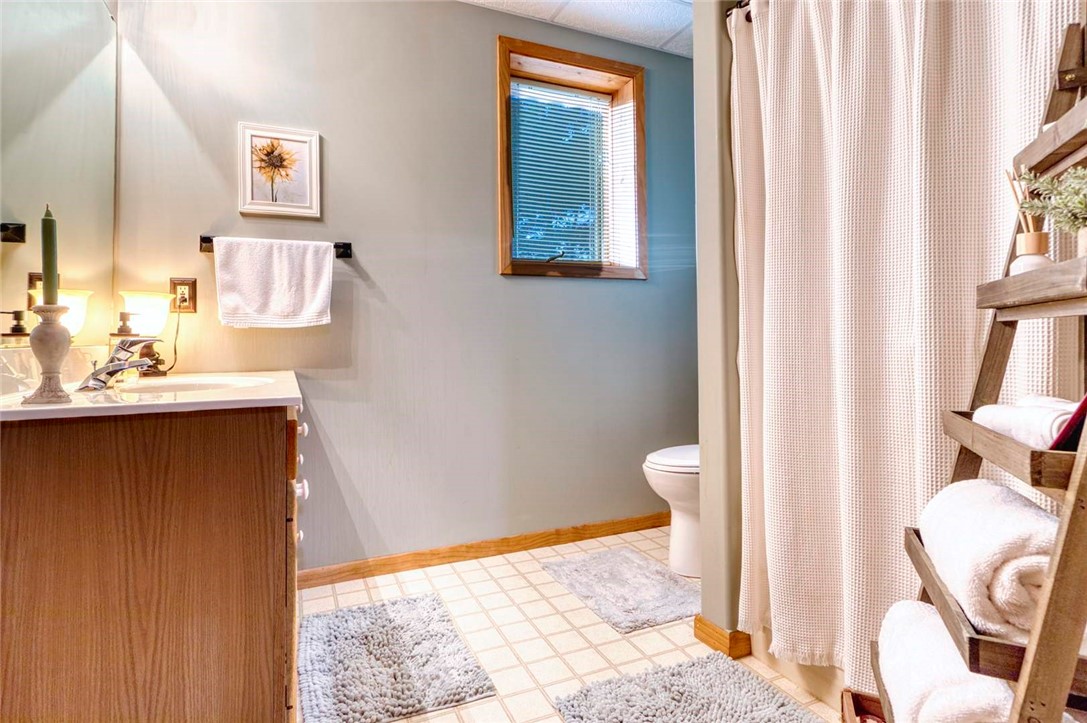 16542W-Ridgerock-Hayward-WI-54843-7