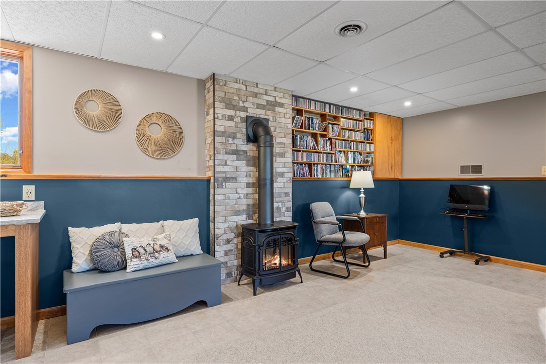 169003-Shorewood-Rosholt-WI-54473-4