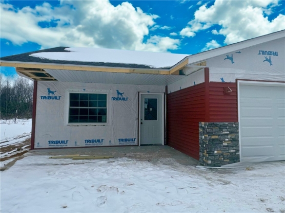 Residentialhouse for sale picture with an address of  1806 Dorret Road in Eau Claire and a list price of 319900