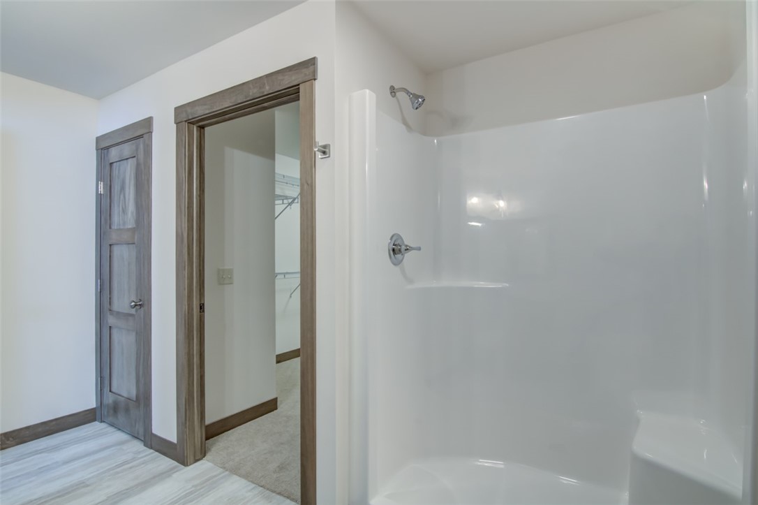 204-Randall-Fall-Creek-WI-54742-3