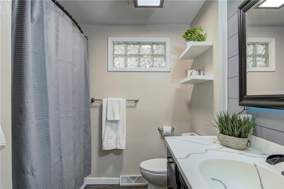 2199-20-18-Rice-Lake-WI-54868-4