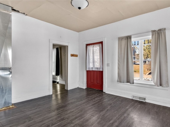 Residentialhouse for sale picture with an address of  23965 Washington Street in Independence and a list price of 124900