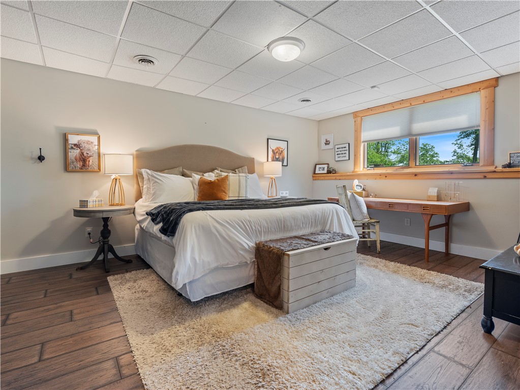 2424-12-34-Cameron-WI-54822-4