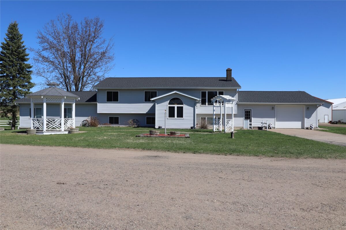 2435 50th Avenue, Elk Mound, WI — photo 35