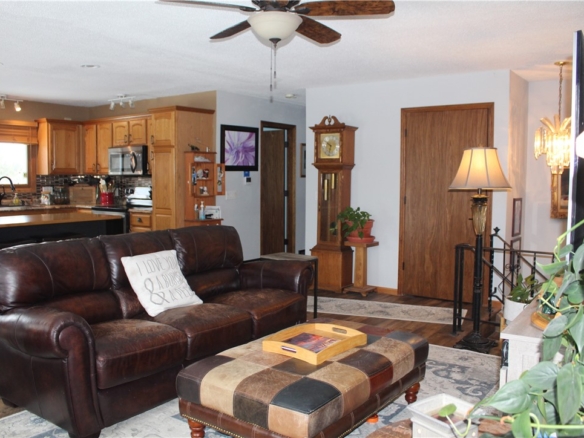 Residentialhouse for sale picture with an address of  2551 Roberts Court in Altoona and a list price of 465000