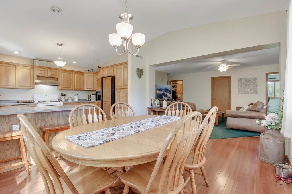 27484-County-Highway-X-Cadott-WI-54727-1