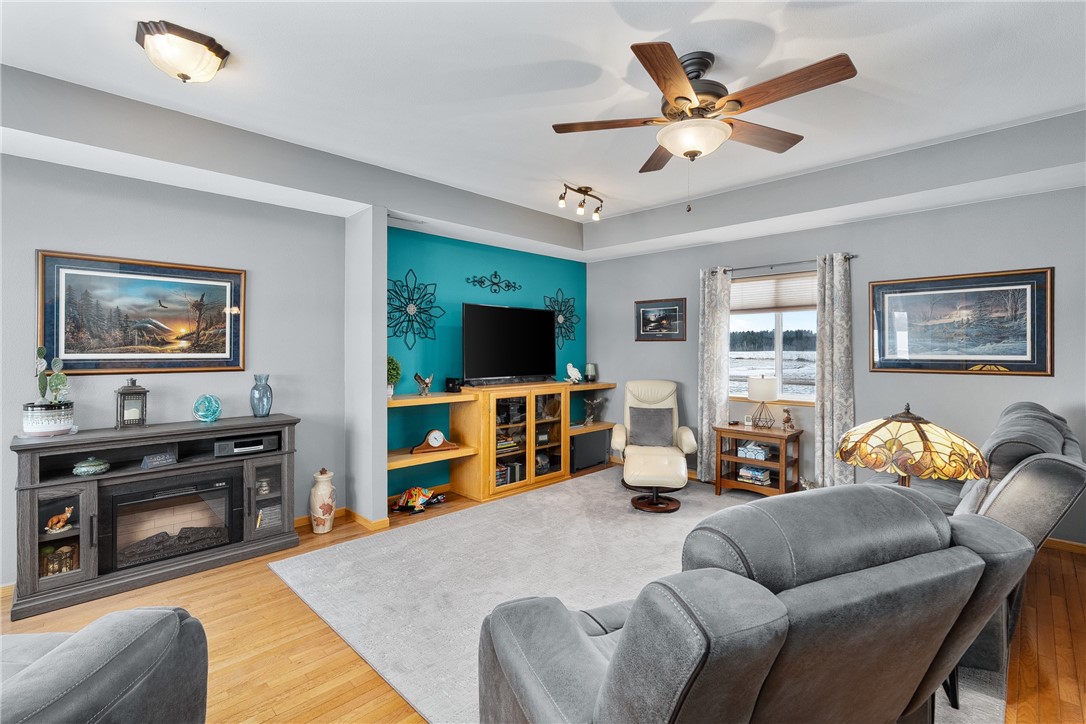 28280 State Hwy 64, Cornell, WI — photo 9