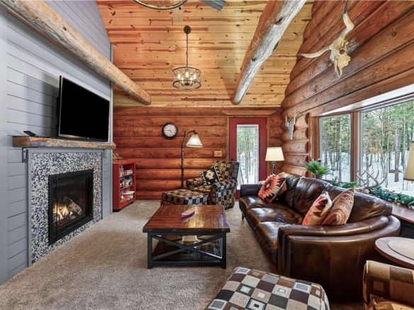 Residentialhouse for sale picture with an address of  28450 Three Mile Road in Danbury and a list price of 539900