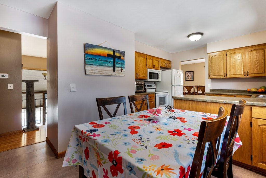 2858-11th-Eau-Claire-WI-54703-1