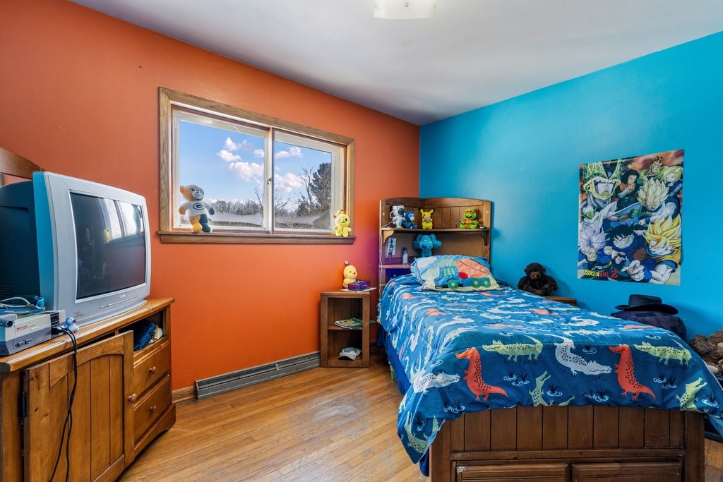 2858-11th-Eau-Claire-WI-54703-3