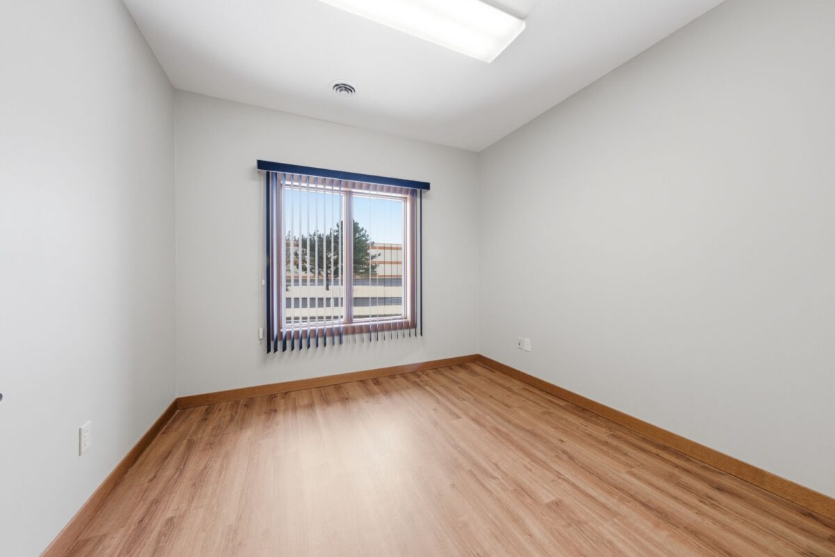 2910 Enloe Street Hudson WI 54016 — photo 10