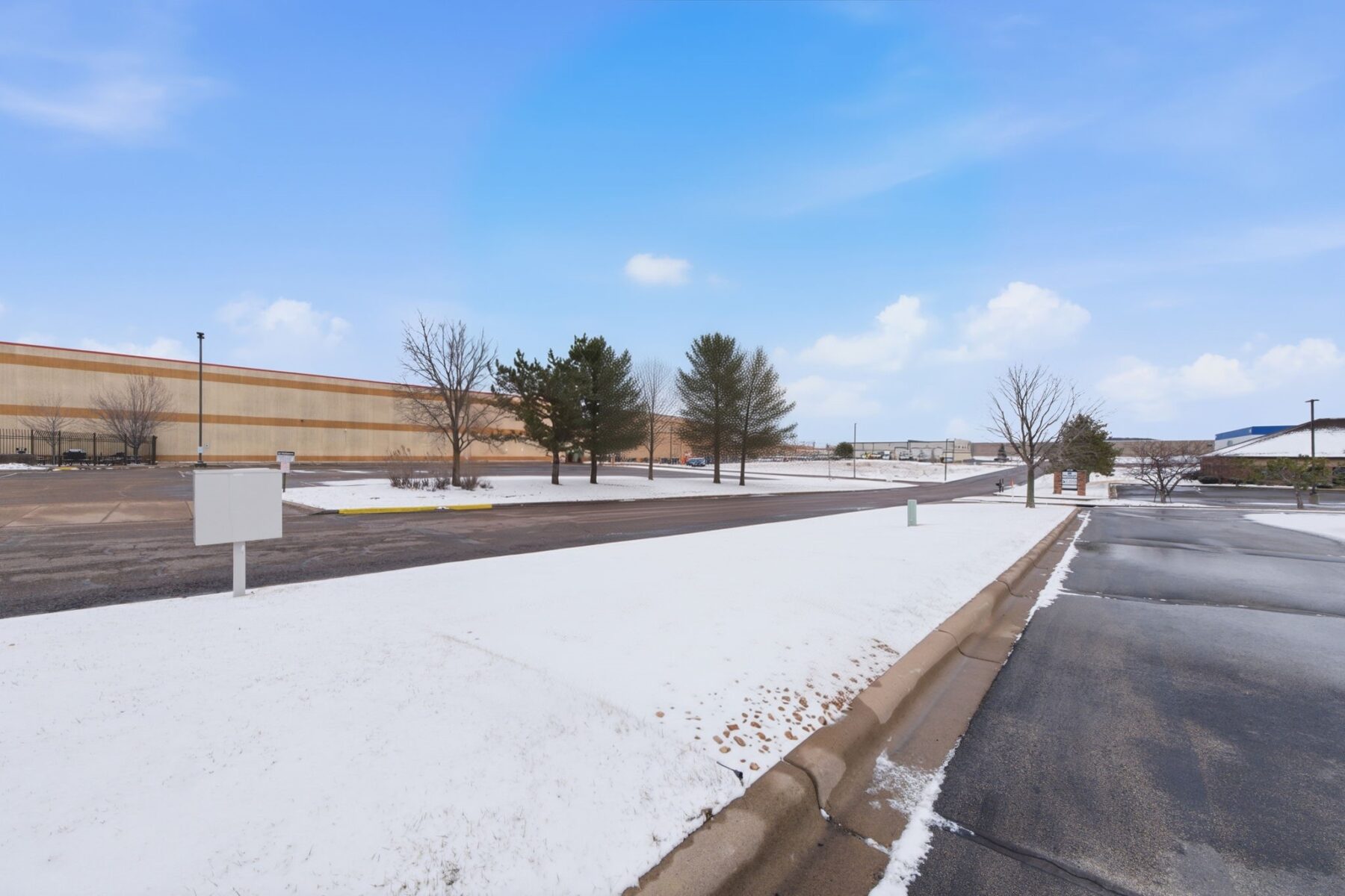 2910 Enloe Street Hudson WI 54016 — photo 23