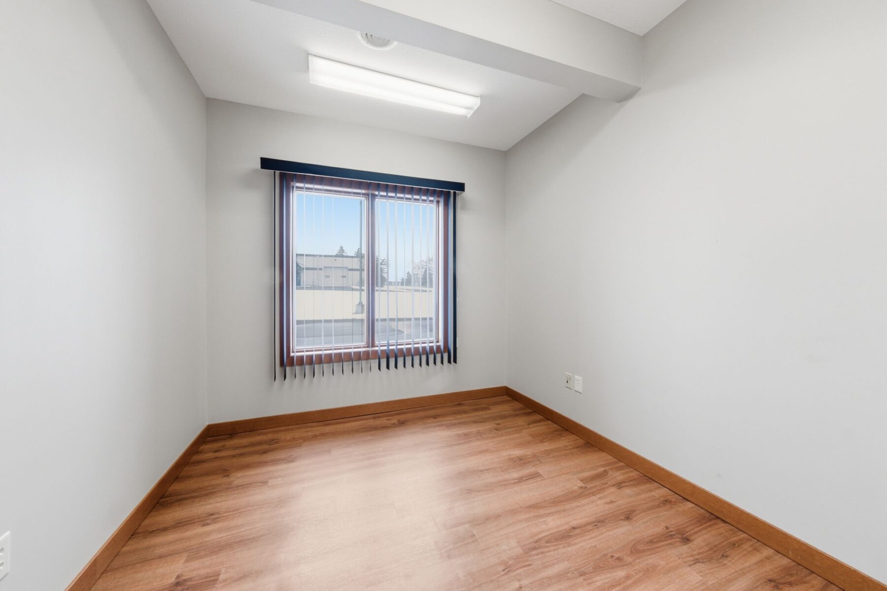 2910 Enloe Street Hudson WI 54016 — photo 3