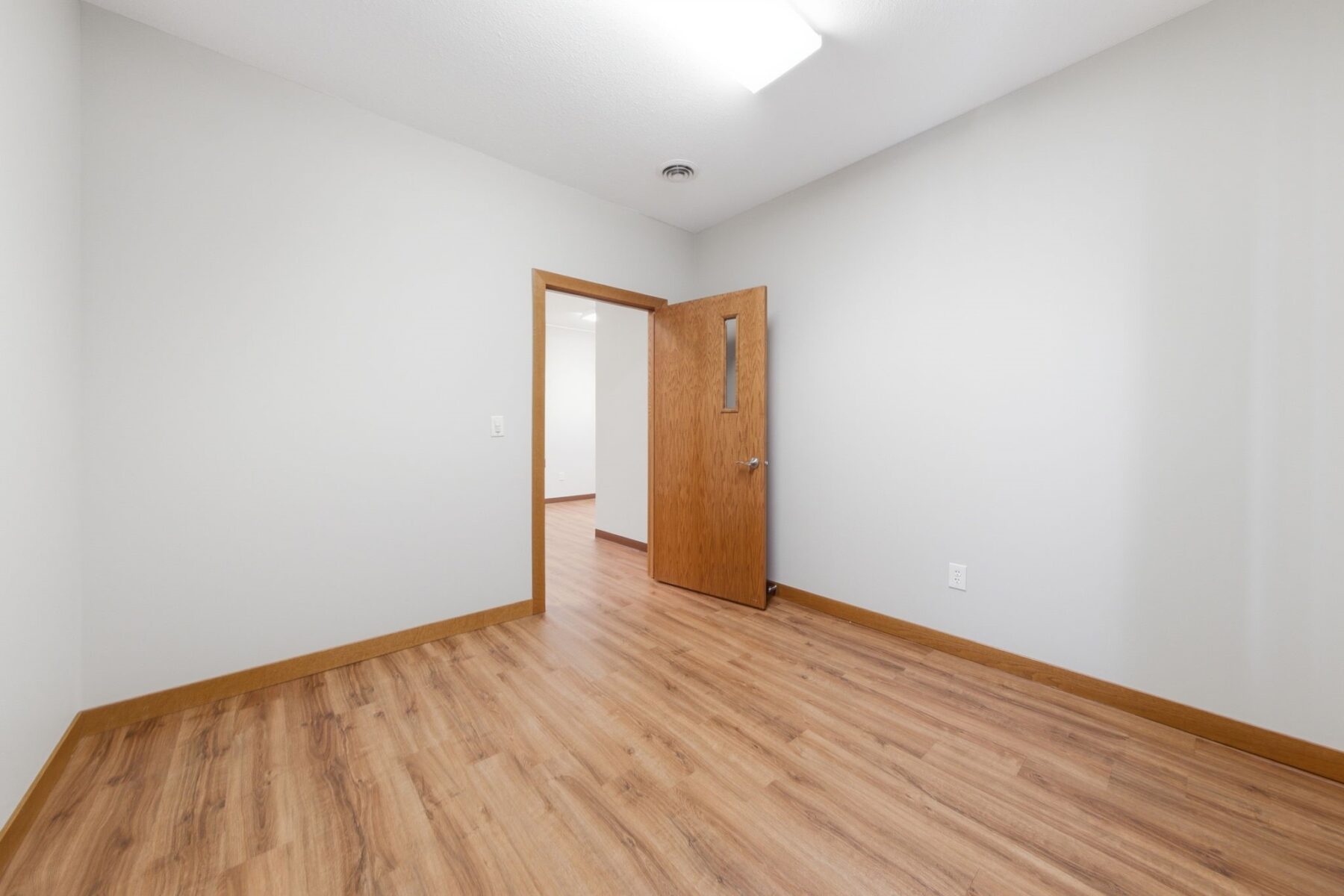 2910 Enloe Street Hudson WI 54016 — photo 9