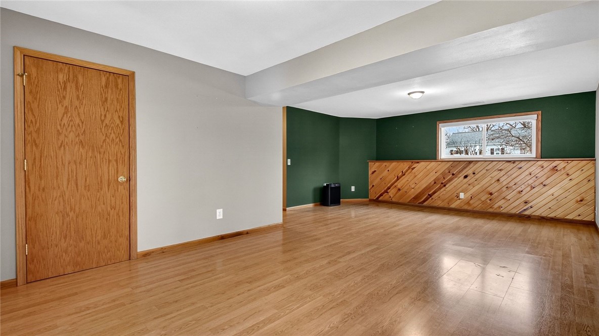 3145-Fern-Eau-Claire-WI-54703-3