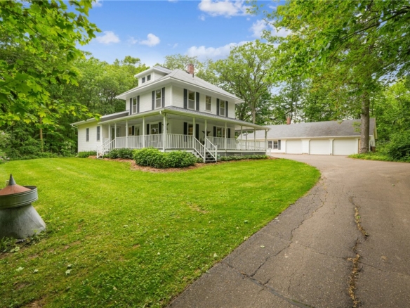 Residentialhouse for sale picture with an address of  3220 50th Avenue in Knapp and a list price of 590000