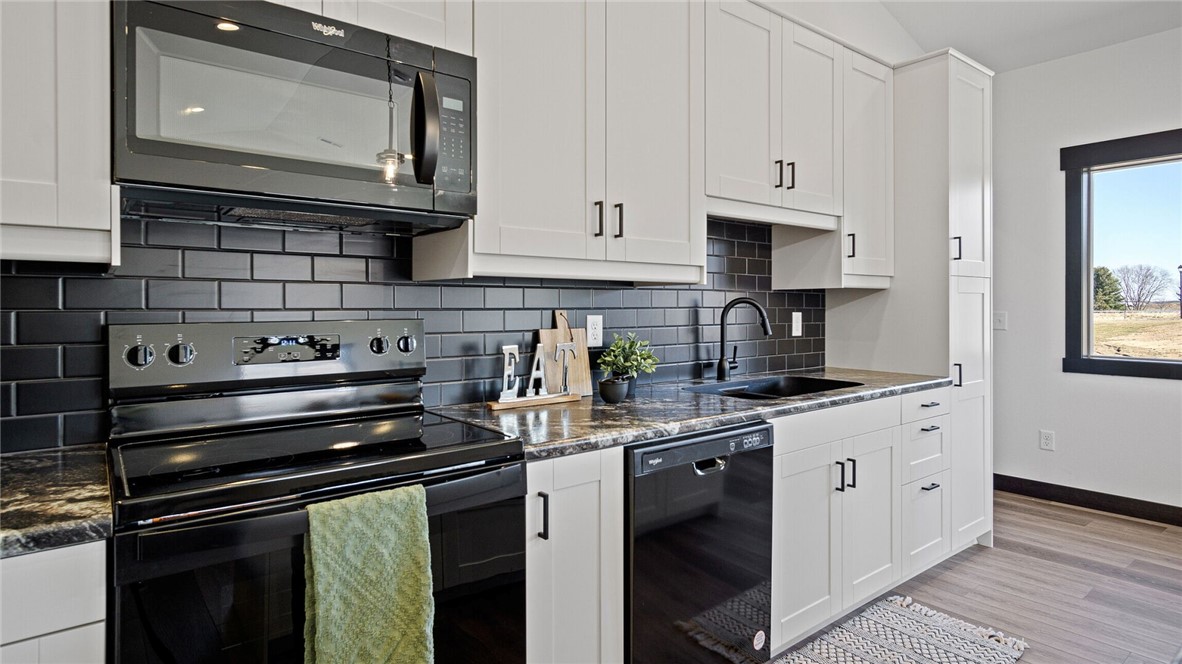 3369 Iris Drive, Eau Claire, WI