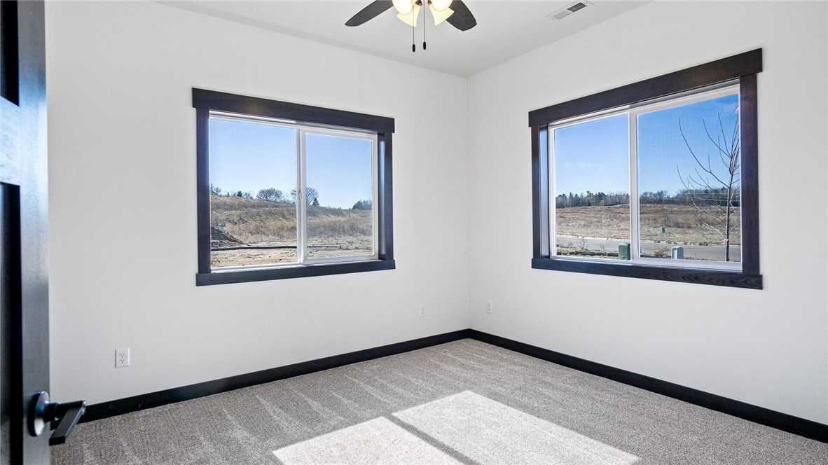 3369 Iris Drive, Eau Claire, WI