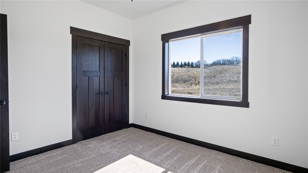 3369 Iris Drive, Eau Claire, WI