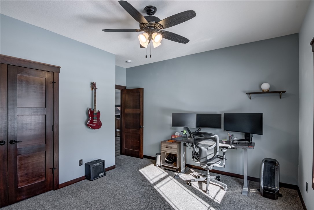 4050-LaSalle-Eau-Claire-WI-54703-3