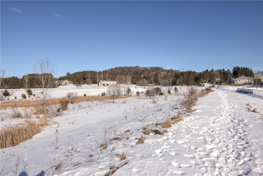 4050-LaSalle-Eau-Claire-WI-54703-8