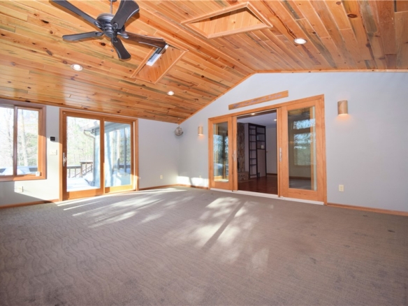 Residentialhouse for sale picture with an address of  4549 Lunsman Drive in Danbury and a list price of 789000