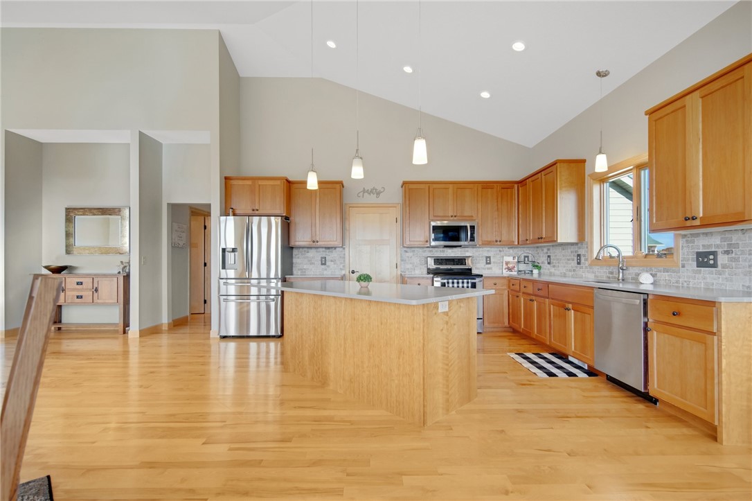 477-149th-Somerset-WI-54025-1