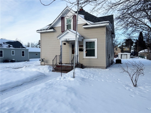 Residentialhouse for sale picture with an address of  507 Humbird Street in Rice Lake and a list price of 159900