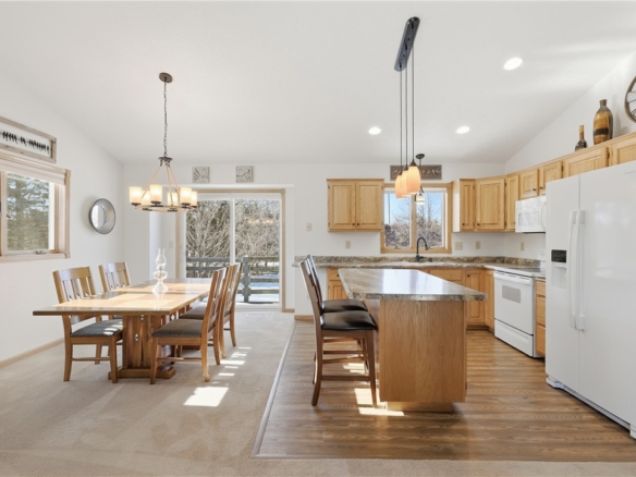 Residentialhouse for sale picture with an address of  602 Summerfield Circle in Hudson and a list price of 589000