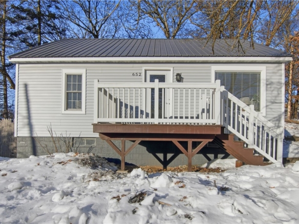 Residentialhouse for sale picture with an address of  652 Mt Nemo Avenue in Eau Claire and a list price of 214900