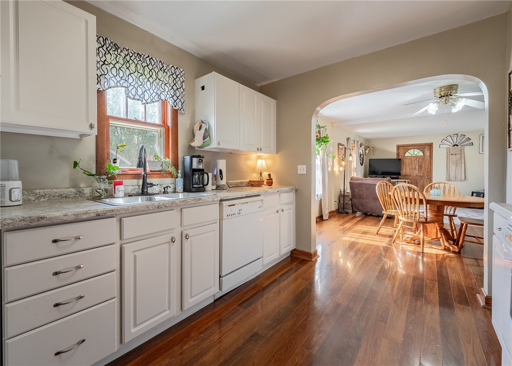 700-Washington-Thorp-WI-54771-3