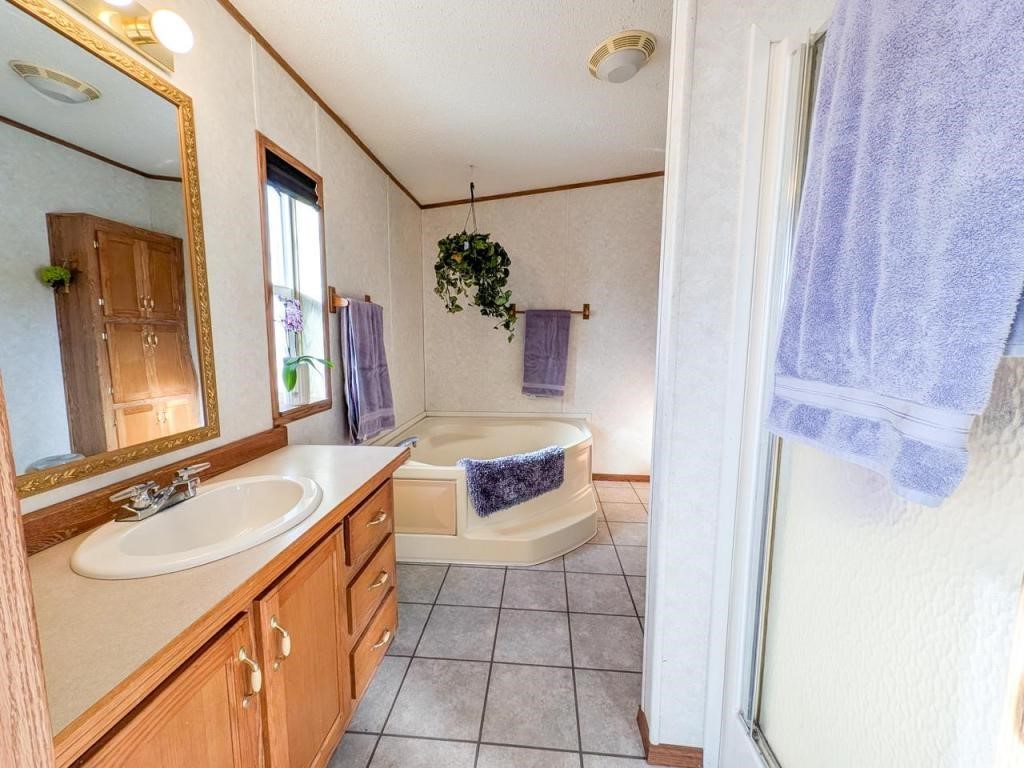 7179-Iband-Sparta-WI-54656-1