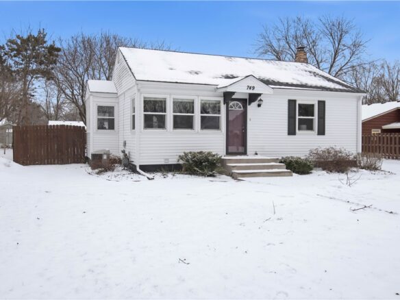 749 Maple Street, Chippewa Falls, WI