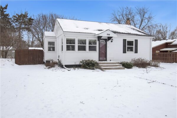 749 Maple Street, Chippewa Falls, WI