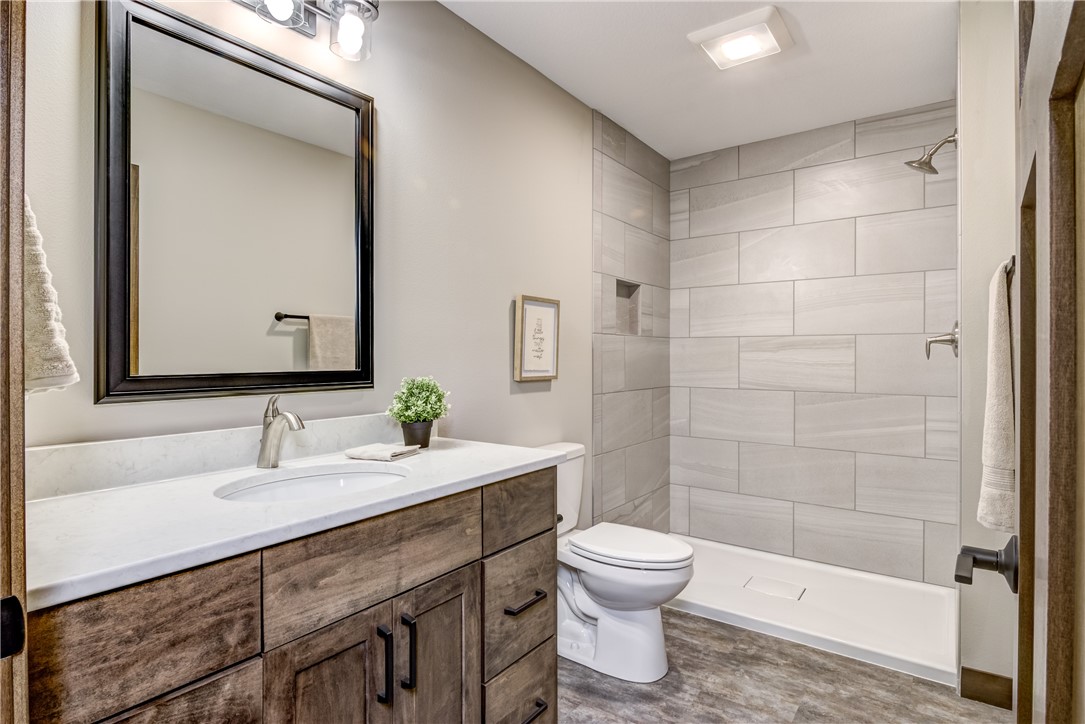 767-Sequoia-Altoona-WI-54720-5