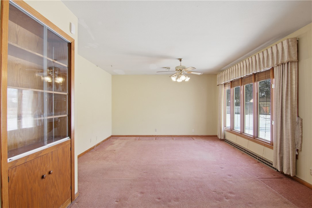 922-Fillmore-Eau-Claire-WI-54701-2