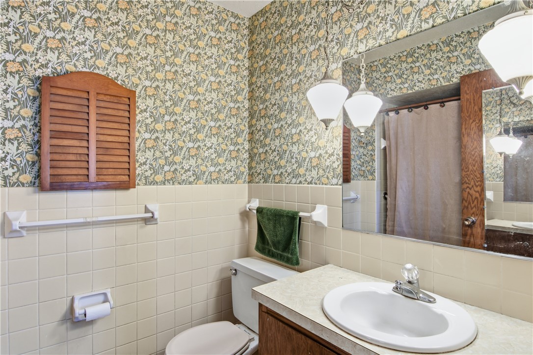 922-Fillmore-Eau-Claire-WI-54701-6