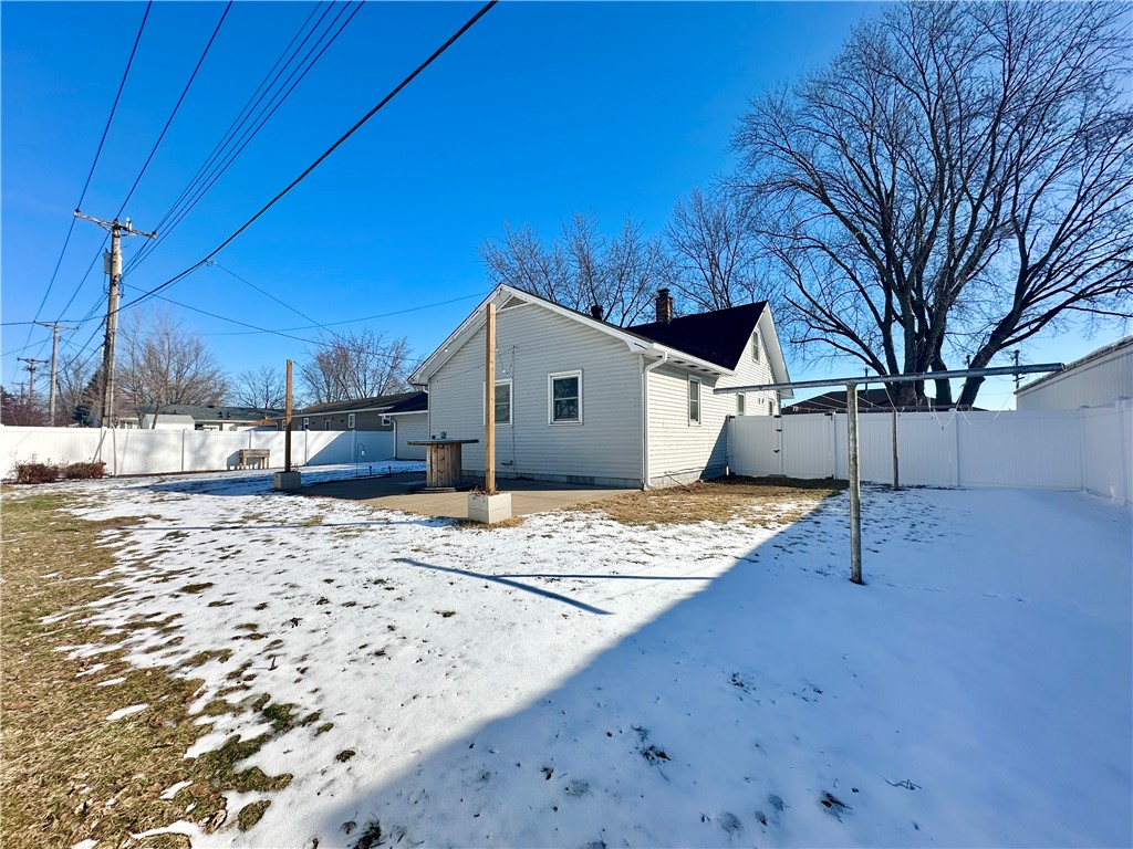 928-Loring-Altoona-WI-54720-7