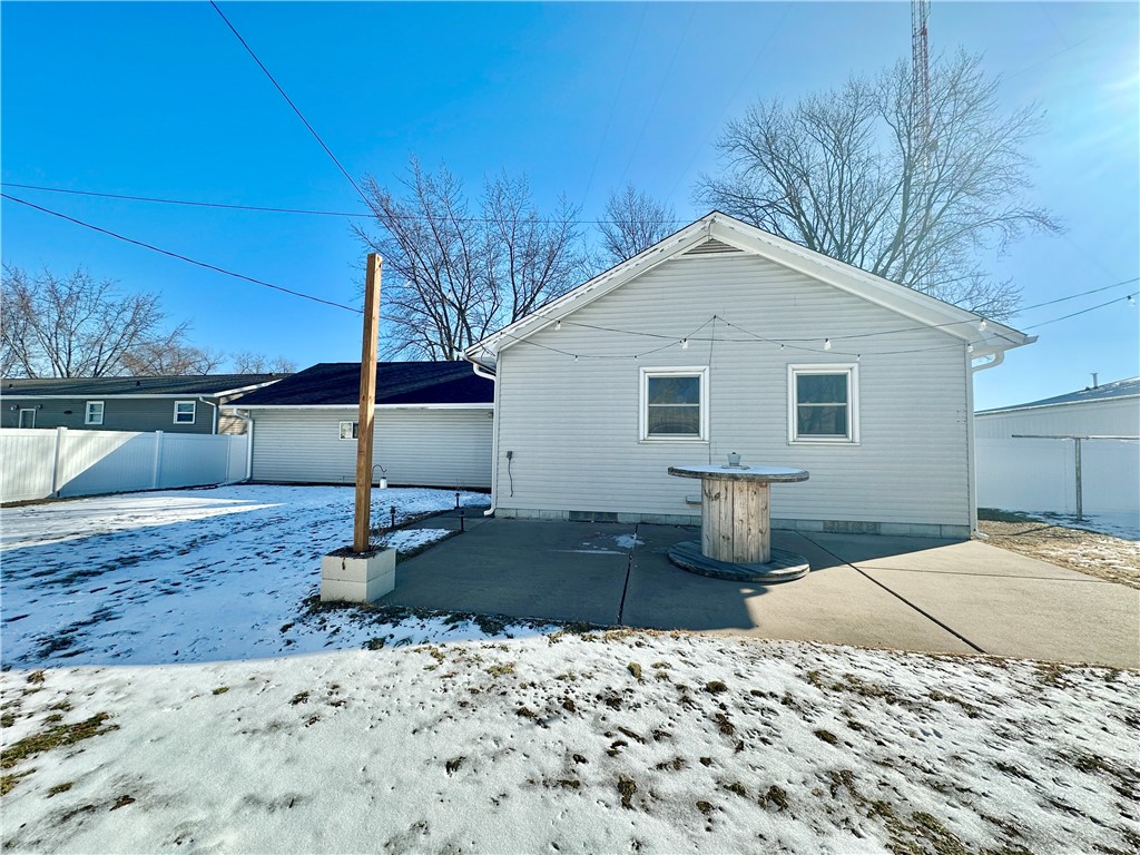 928-Loring-Altoona-WI-54720-8