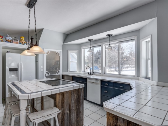 Residentialhouse for sale picture with an address of  960 Lake Drive in Shell Lake and a list price of 365000